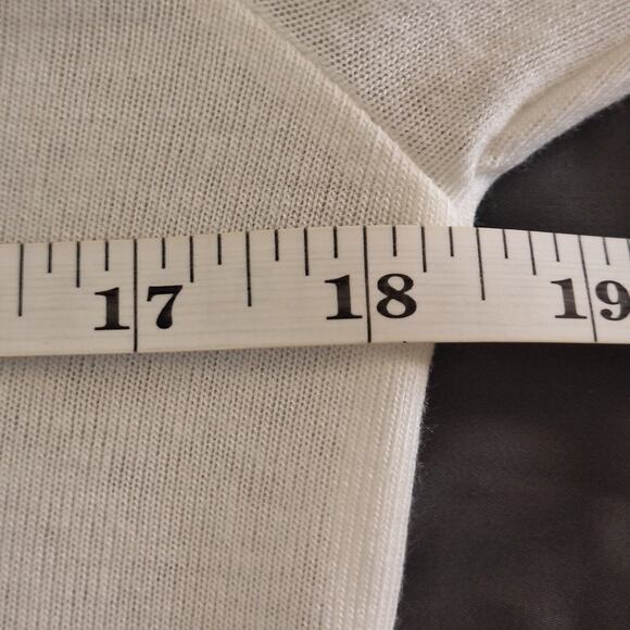NWT Vero Moda Shirt Women Medium Bell Sleeve Knit Minimalist Neutral BohoChic - Picture 5 of 8